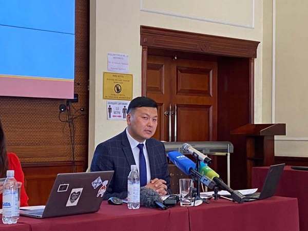 Юрист: За полтора месяца невозможно провести конституционную реформу изображение публикации