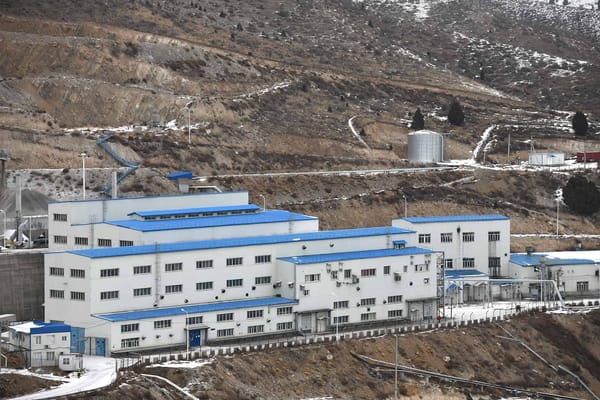 Около 1000 человек вернулись на работу с запуском месторождения Бозымчак изображение публикации