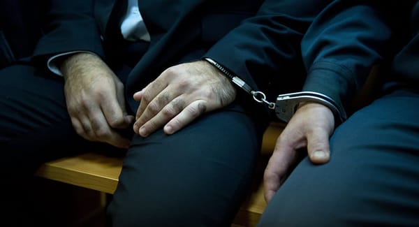 Задержанные чиновники Минтранса выплатили государству 20 млн сомов изображение публикации