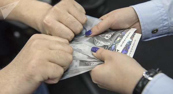 Власти растратили 5.4 млрд сомов от «Кумтора» на дыры в бюджете, а не на экологию изображение публикации