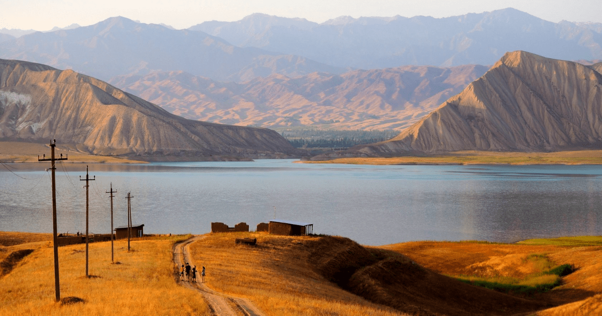 Маловодный сезон — не отговорка. Почему в Кыргызстане повышают тарифы изображение публикации