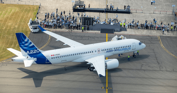 Авиакомпания «Эйр Манас» презентовала новый аэробус Airbus 220 изображение публикации