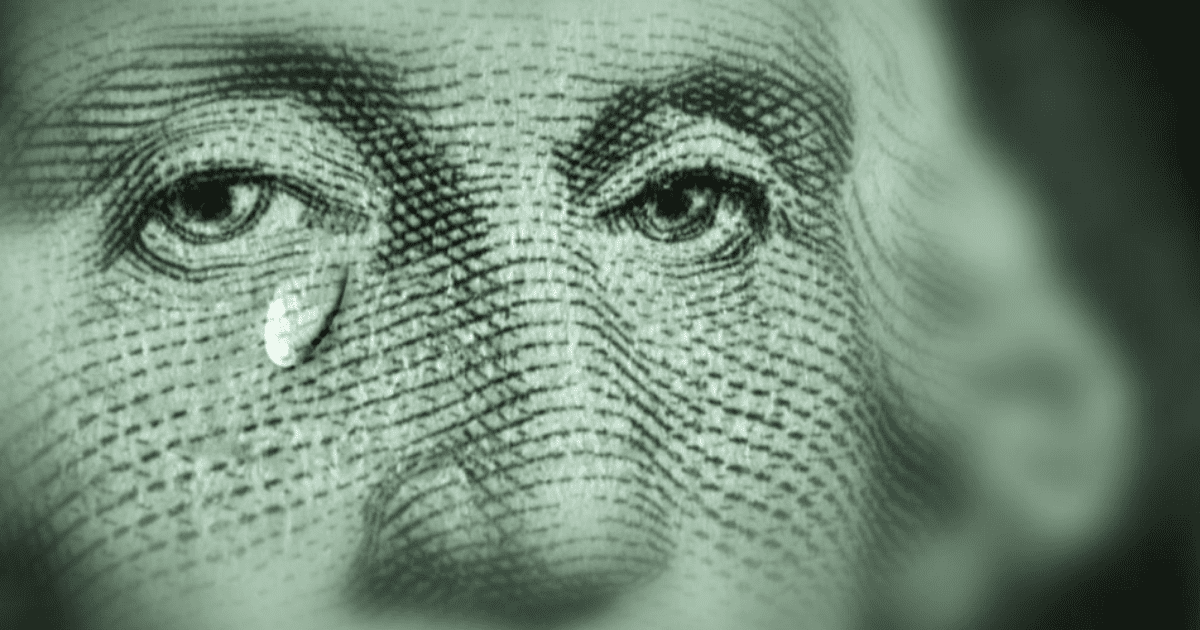 Курс доллара в Кыргызстане упал до 84.2 сома изображение публикации