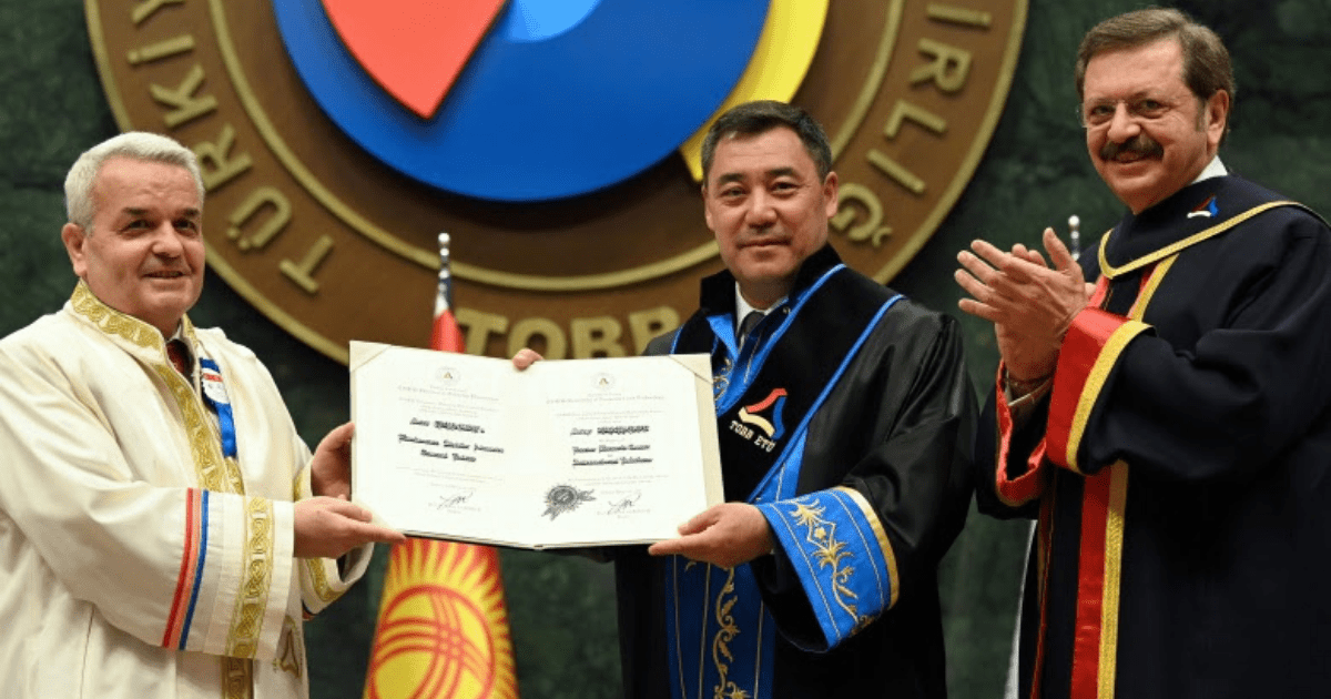 Садыру Жапарову присвоили звание почетного профессора Университета экономики и технологий Турции изображение публикации