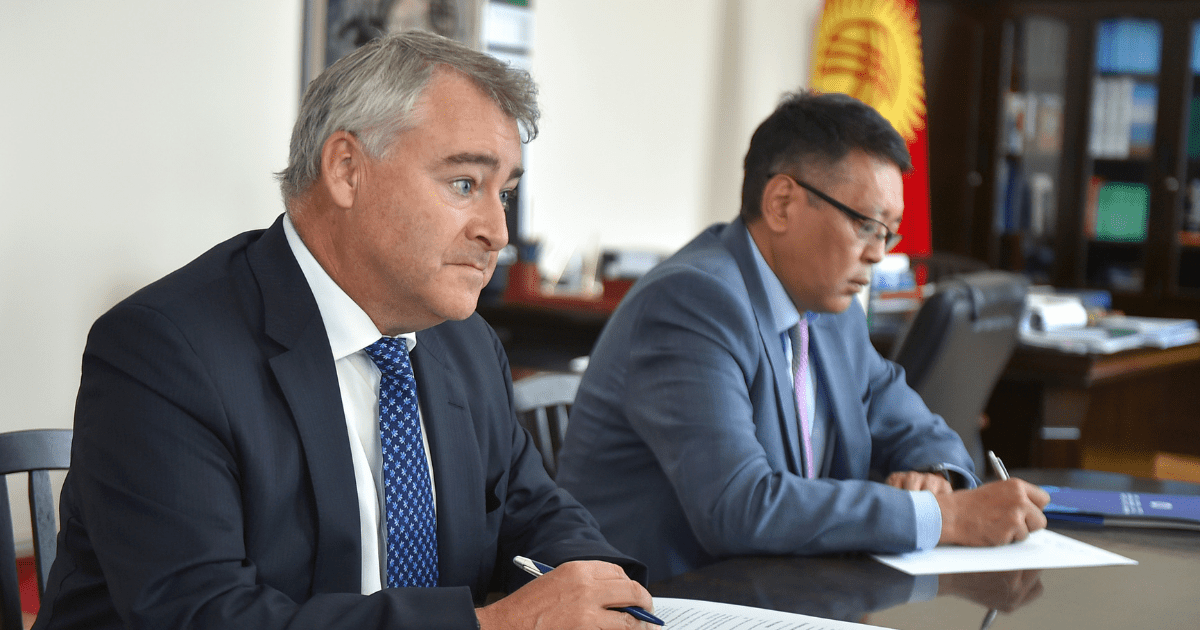 Марипов пообещал бизнес-омбудсмену дальнейшую «посильную поддержку» изображение публикации