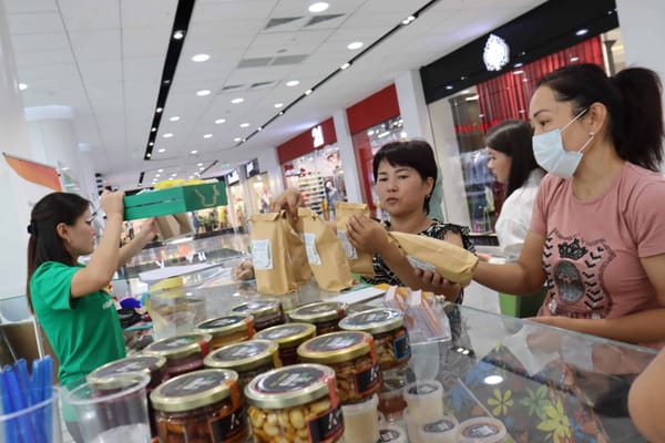 Покупай у женщин — продукцию более 30 предпринимательниц из регионов выставили в Бишкеке изображение публикации