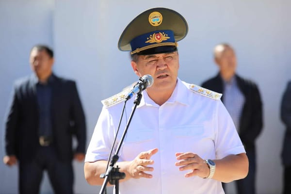 Камчыбек Ташиев вылетел в Женеву «решать судьбу Кумтора» изображение публикации