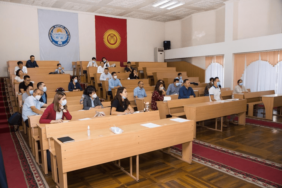 В Кыргызстане запускают антикоррупционную программу обучения изображение публикации