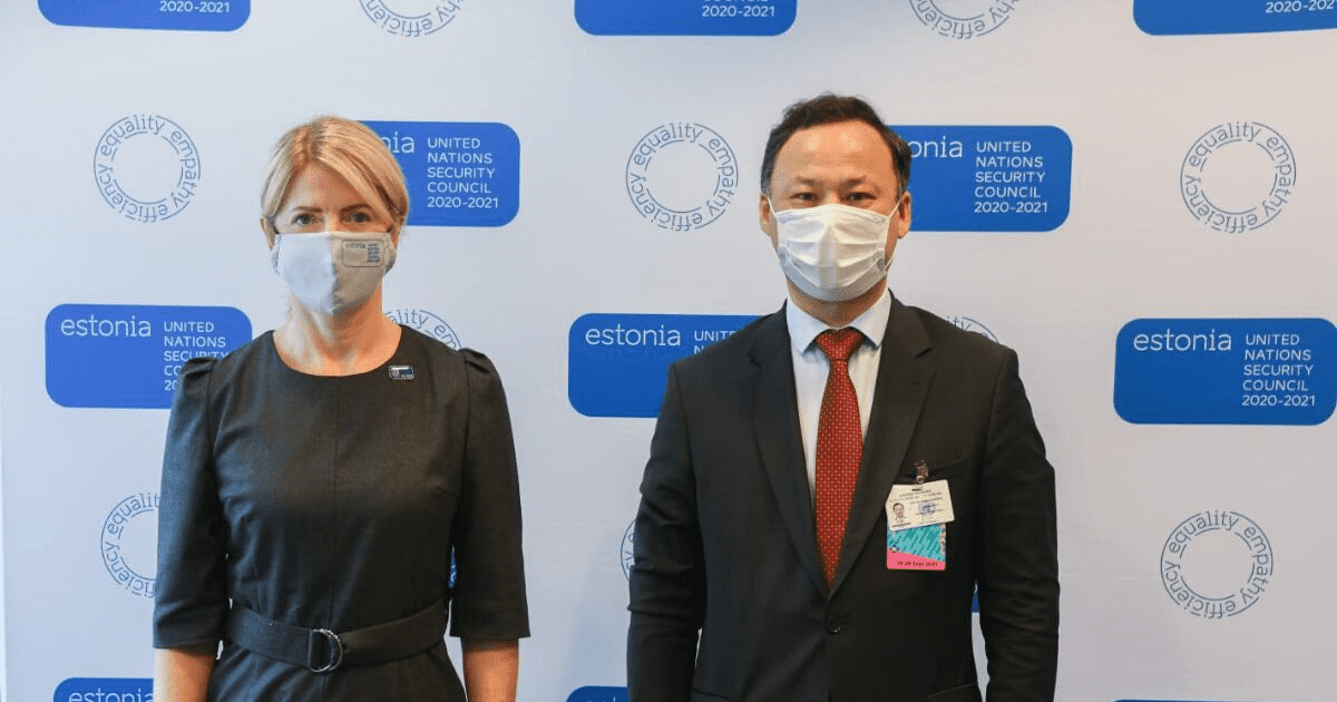 Казакбаева попросили помочь эстонской компании, занимающейся рекультивацией бишкекской свалки изображение публикации