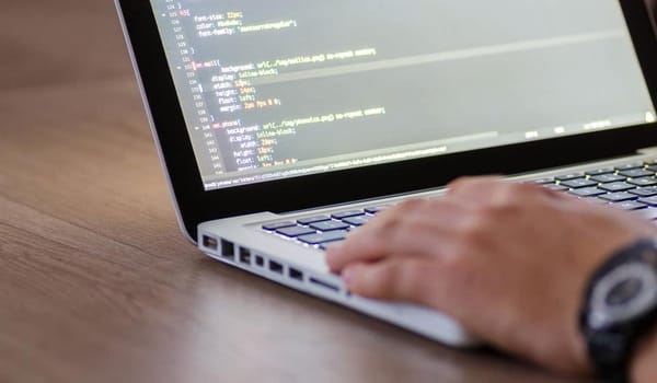 Более 600 представителей социально уязвимых слоев населения обучили программированию изображение публикации