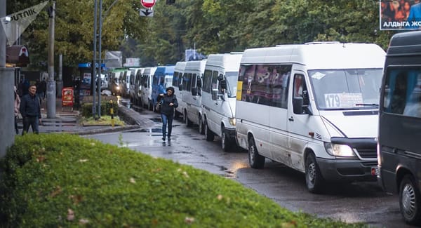 В Бишкеке закрыли три маршрутных линии из-за новых автобусов изображение публикации