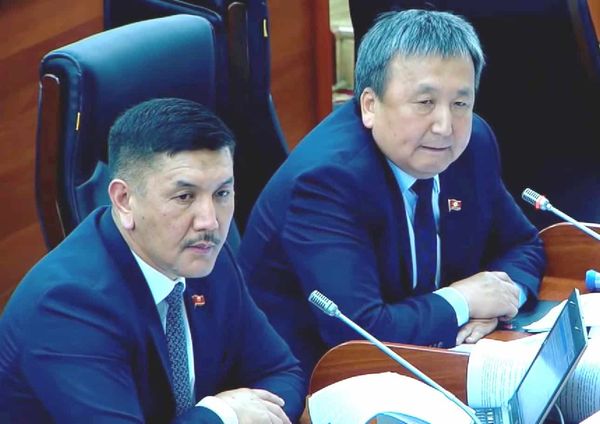 Асылбека Жээнбекова и Торобая Зулпукарова выпустят из СИЗО изображение публикации