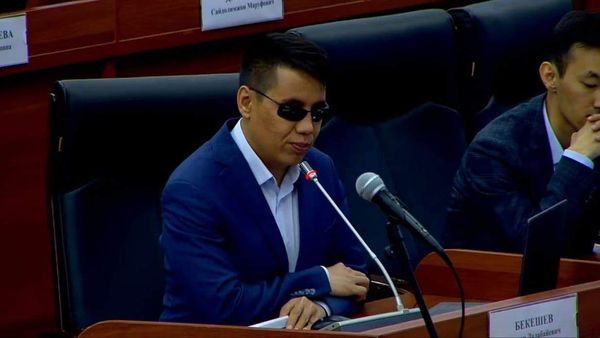 Дастан Бекешев ожидает преследования за свою позицию против снижения налогов на электронные сигареты изображение публикации