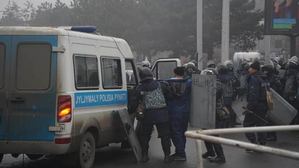 МИД КР сообщил о задержании 5 кыргызстанцев в Казахстане изображение публикации