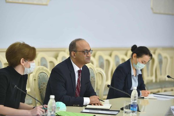 Глава кабмина обсудил со Всемирным банком проект Digital CASA изображение публикации