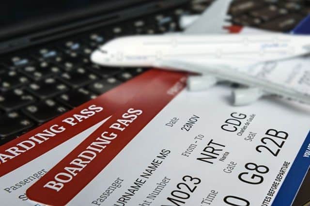 На 20% чаще кыргызстанцы путешествовали на самолетах в 2022 году — куда летали? изображение публикации