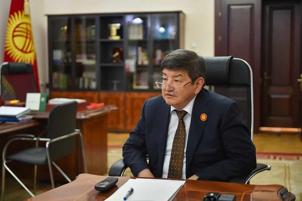 Акылбек Жапаров: При 50-процентной доле в аэропортах мы начнем получать 8 млрд сомов прибыли — сейчас 4 млрд сомов изображение публикации