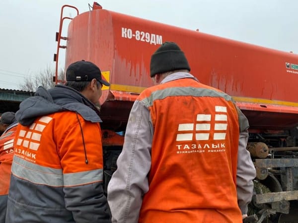 Мэрия Бишкека может передать услуги по вывозу мусора в аутсорсинг частным компаниям изображение публикации