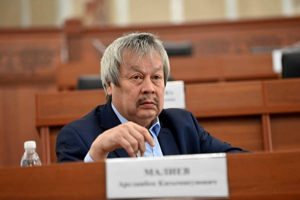 В ЖК новый регламент. Депутаты будут голосовать по Face ID и иметь опцию «воздержался» изображение публикации