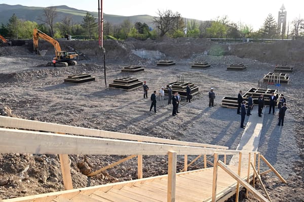 Власти придумали новые схемы с землями: Обменивать их у частников, передавать «Госипотечной компании» и затем отдавать инвесторам изображение публикации