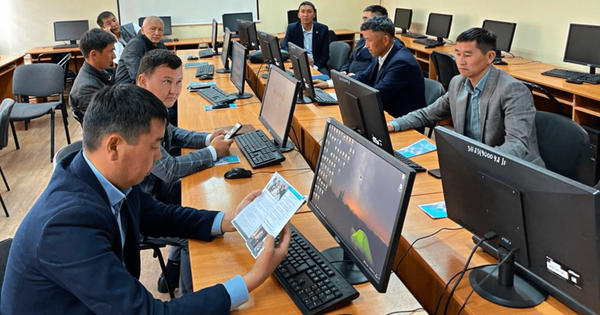 Полтысячи акимов и глав айыл окмоту обучили электронному документообороту по указу Садыра Жапарова изображение публикации