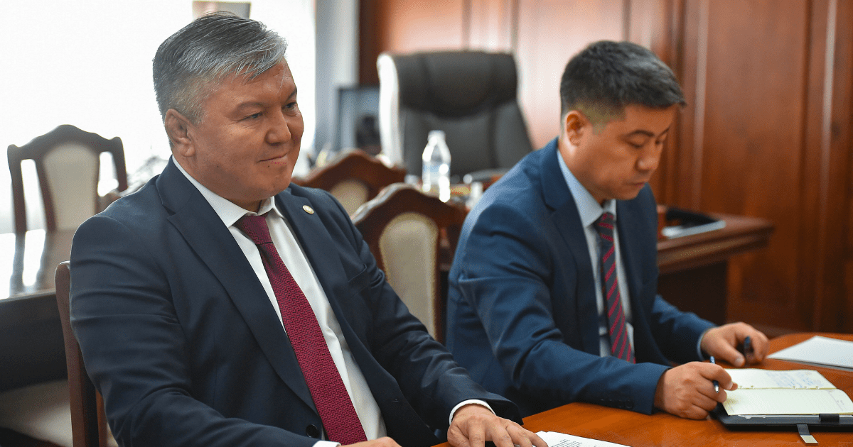 Освободилось место первого замглавы кабмина КР — Кожошев стал министром энергетики ЕЭК изображение публикации