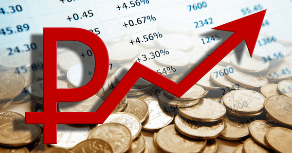 Официальный курс доллара повысился на 0.15%, рубль — почти на 6.5% изображение публикации