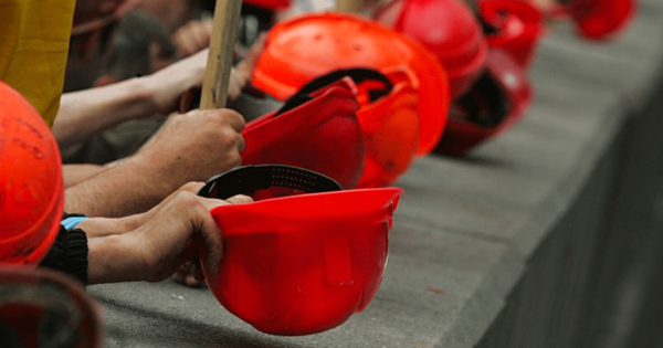 На месторождении Иштамберды пятый день идет стихийная забастовка работников изображение публикации