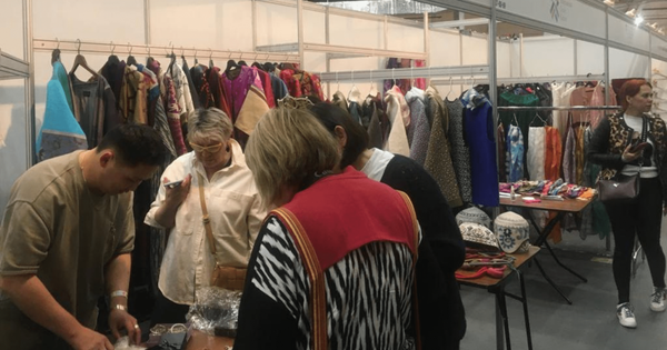 Члены ремесленной ассоциации «Дайры» приняли участие в фестивале «Восточный базар «Тюбетейка» в Москве изображение публикации