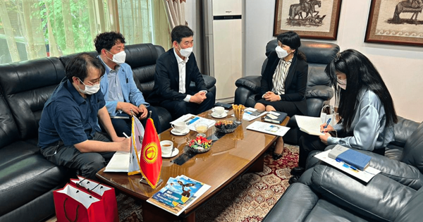 Посол в Южной Корее обсудила привлечение мигрантов из КР на сезонные сельхозработы изображение публикации