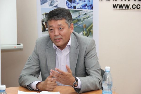 Проверяющие органы не должны хвастать проведенными проверками – Нурлан Мусуралиев изображение публикации