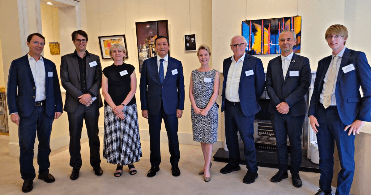 В Лондоне презентовали инвестиционные возможности КР для членов британской бизнес-ассоциации «Бритиш Экспертиз» изображение публикации