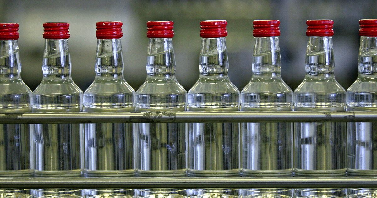 В Кыргызстане с 1 сентября введут стопроцентную государственную монополию на спирт изображение публикации