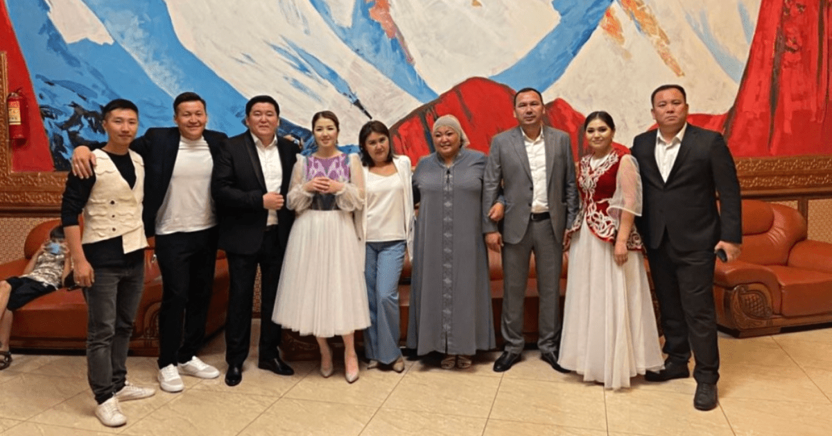 В кабмине так и не раскрыли источники расходов на той для депутатов изображение публикации