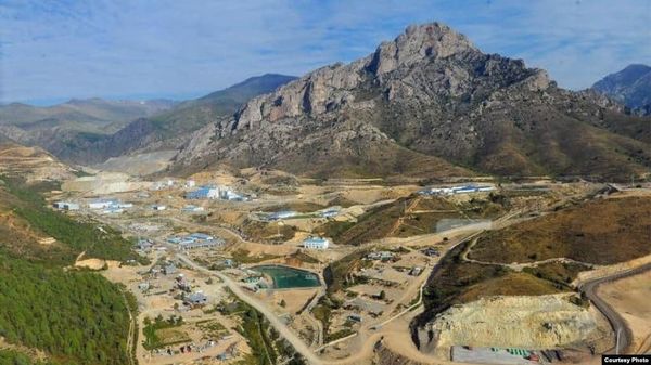 К разработке месторождения Жетим-Тоо не будут привлекаться иностранные компании — глава пресс-службы президента изображение публикации