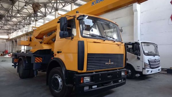 Мэрия Бишкека хочет закупить коммунальную технику узбекского производства изображение публикации