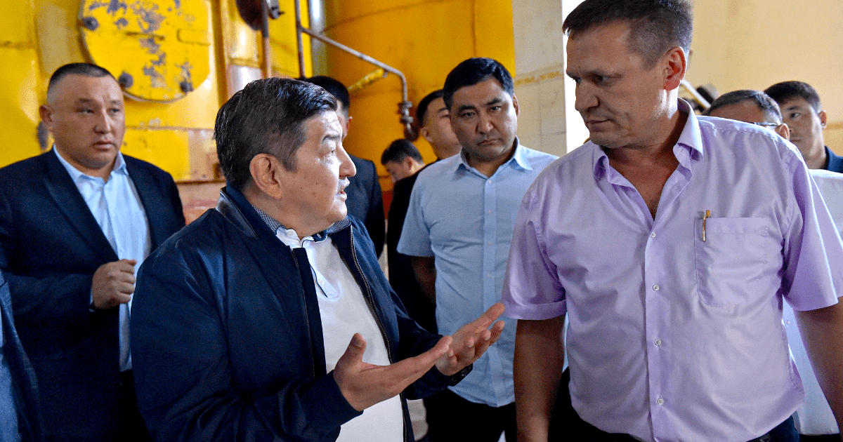 Акылбек Жапаров поручил Кара-Балтинскому спиртзаводу установить новую линию по производству отечественной водки изображение публикации