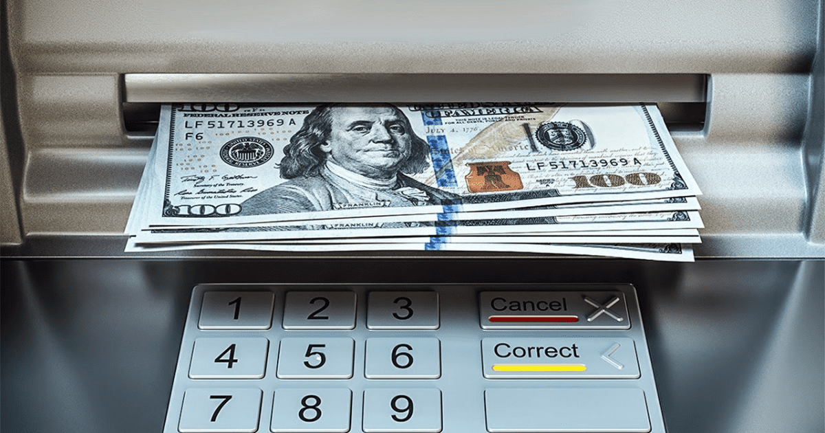 Если депозит пополняется наличными долларами, банки не вправе взимать комиссию за обналичивание — Нацбанк изображение публикации