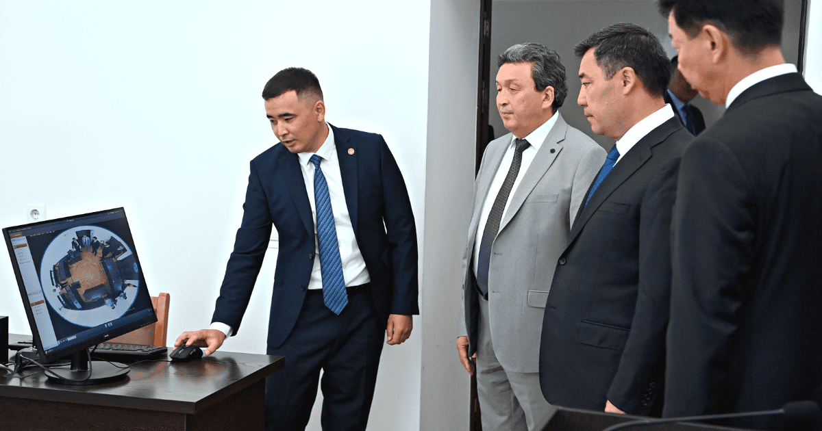 Президент ознакомился с цифровизацией судов — в декабре с ней связывали многочисленные коррупционные схемы изображение публикации