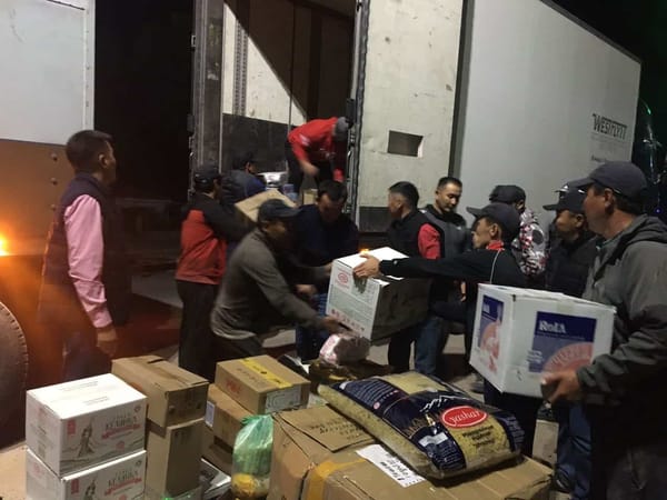 В Баткен отправлены первые 200 тонн гумпомощи из Иссык-Кульской области изображение публикации