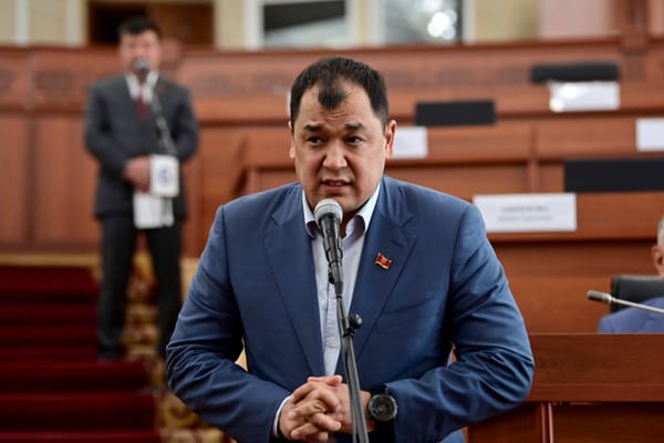 Местные жители против разработки золоторудных месторождений Солтон-Сары и Кум-Бель — депутат изображение публикации