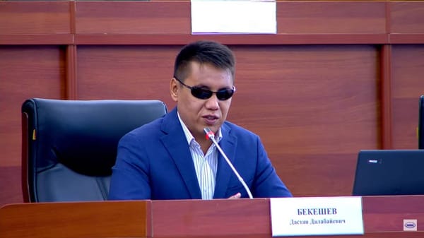 Бекешев: Банки заработали свыше 10 млрд сомов за полгода — эта прибыль должна быть реинвестирована в экономику изображение публикации