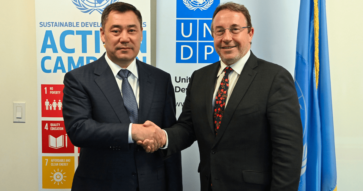 Президент встретился с администратором ПРООН — подчеркнул важность поддержки экономики КР изображение публикации