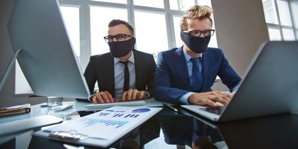 В КР хотят повысить требования к капиталу и компетенции участников рынка ценных бумаг изображение публикации