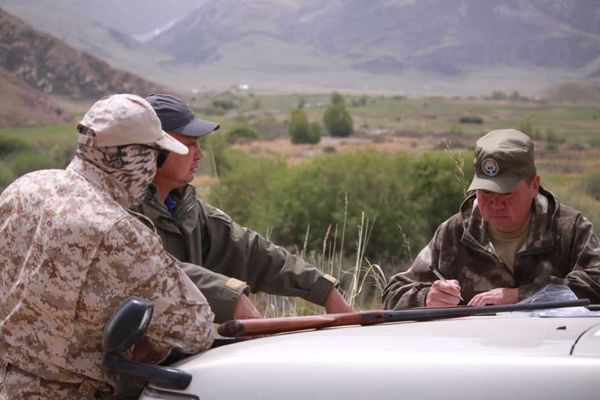 Кыргызстанцам могут разрешить самостоятельно задерживать браконьеров изображение публикации