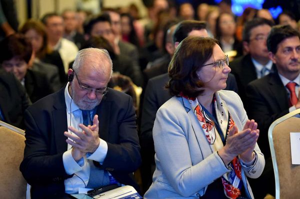 Что делать с бедностью и плохой бизнес-средой в КР — мнение экспертов Всемирного банка изображение публикации