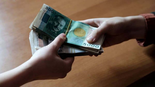 Крупный бизнес могут обязать платить 4-процентный налог с продаж изображение публикации