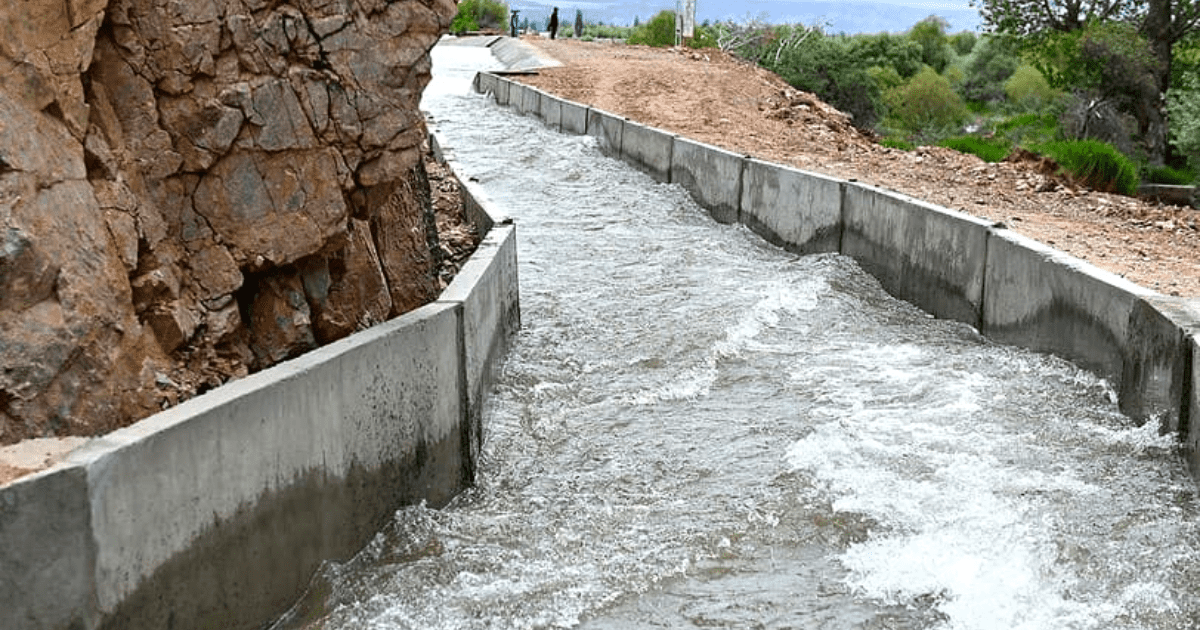 Половину денег из 2.9 млрд сомов на строительство канала в Кадамжае выделят предприниматели изображение публикации