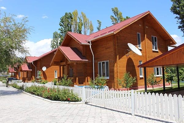 ГКНБ: Судьи трех инстанций помогали незаконной приватизации пансионата «Аврора Плюс» изображение публикации