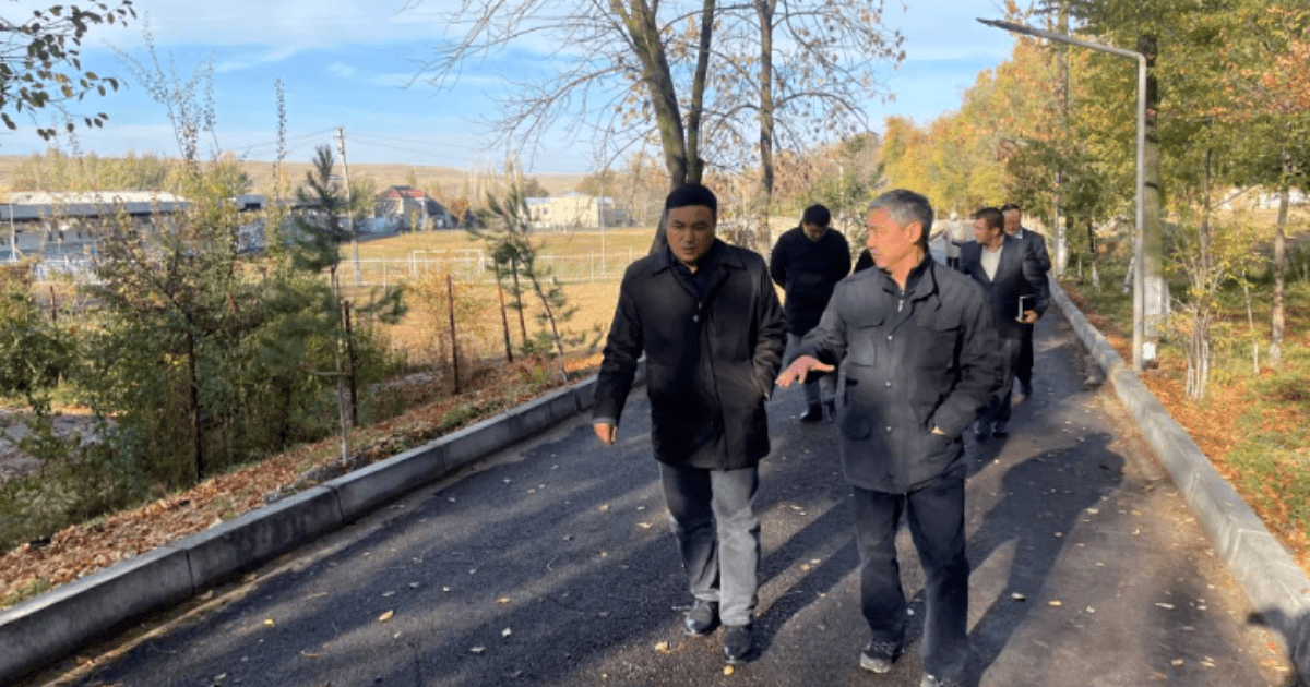 Министр финансов обсудил проблемы с местными властями Баткенской области изображение публикации